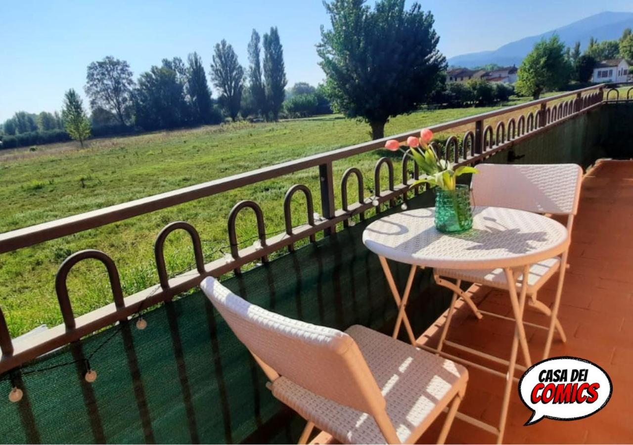 Casa Dei Comics Di Lucca Apartment Капанари Екстериор снимка